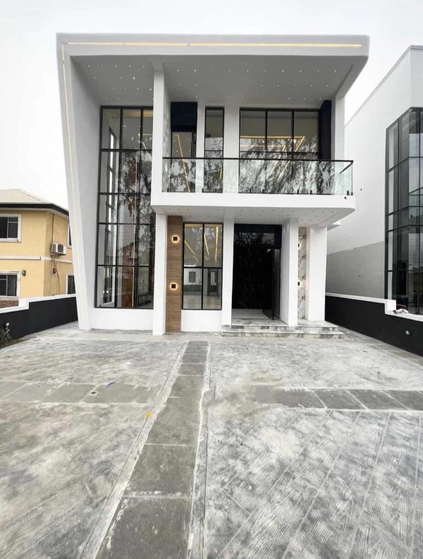 Newly built five bedroom detached duplex (370lekki) in Ikota