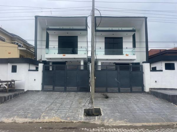 Five bedroom detached duplex in Ikota