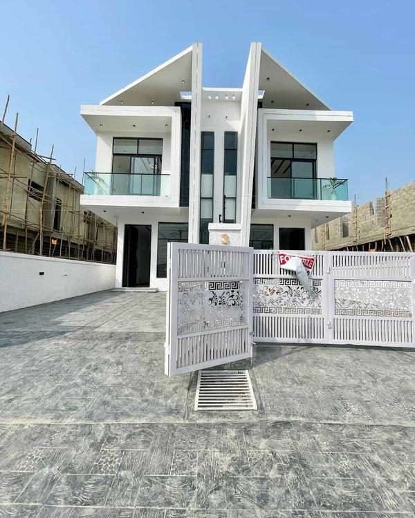Four bedroom semi-detached duplex (02Ikota) in Ikota
