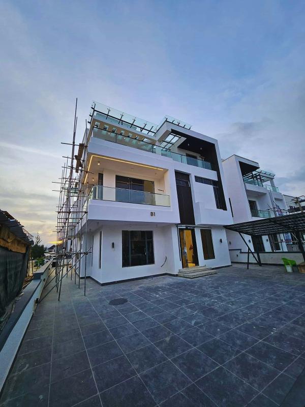 Contemporary five bedroom detached duplex (361Ikota) in Ikota