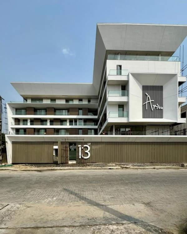 Luxury four bedroom maisonette (811lekkip1) in Lekki Phase 1