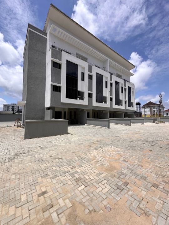 Four bedroom terrace duplex