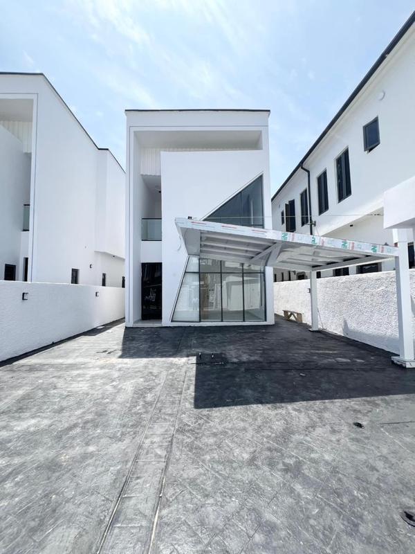 Luxury five bedroom contemporary fully detached duplex (63vgclekki) in Lekki