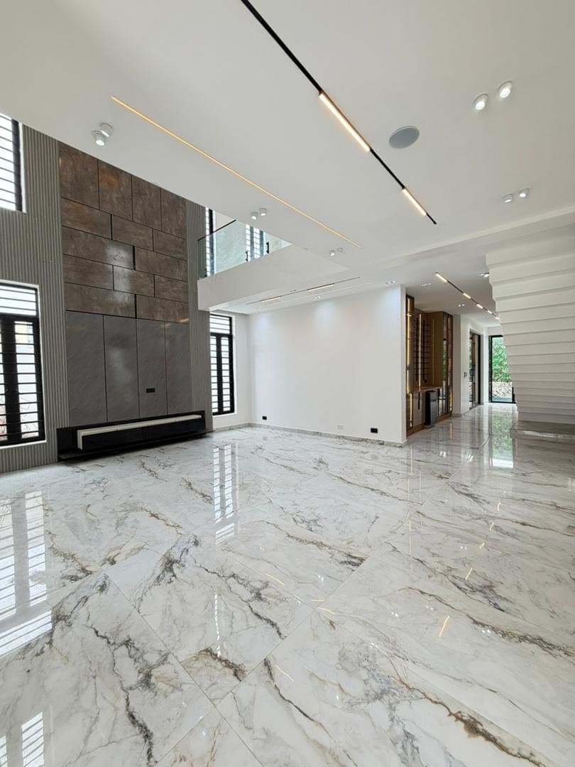 Five bedroom detached duplex – photo 2