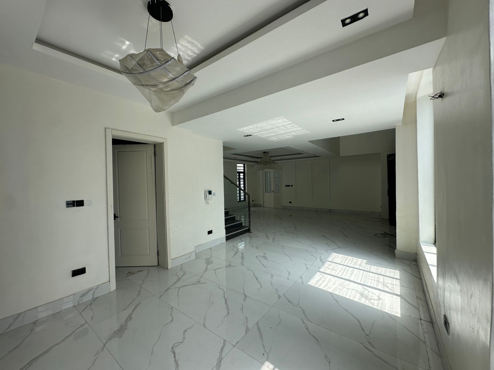 Five bedroom detached duplex – photo 3