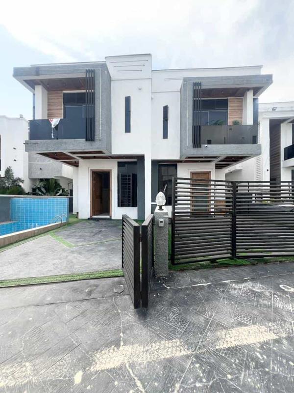 Four bedroom semi detached duplex (399chevron) in Chevron