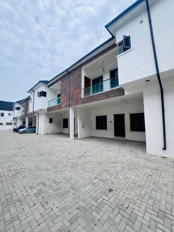Four Bedroom Terraced Duplex In A Gated Estate in Orchid Road