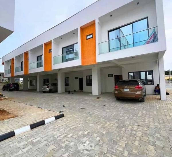 Three bedroom terraced duplex (16orchid) in Orchid Road