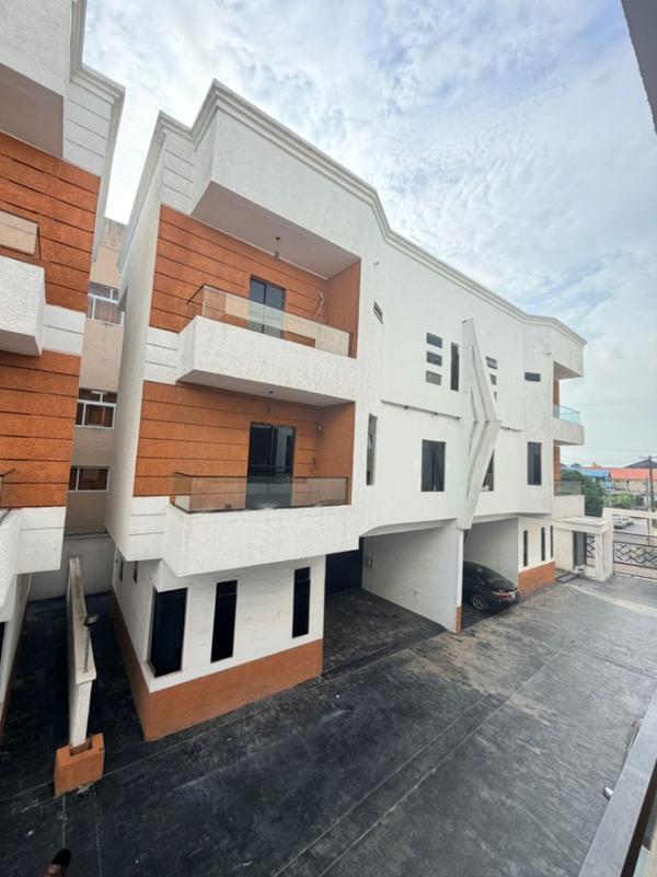 Five bedroom semi detached duplex with bq