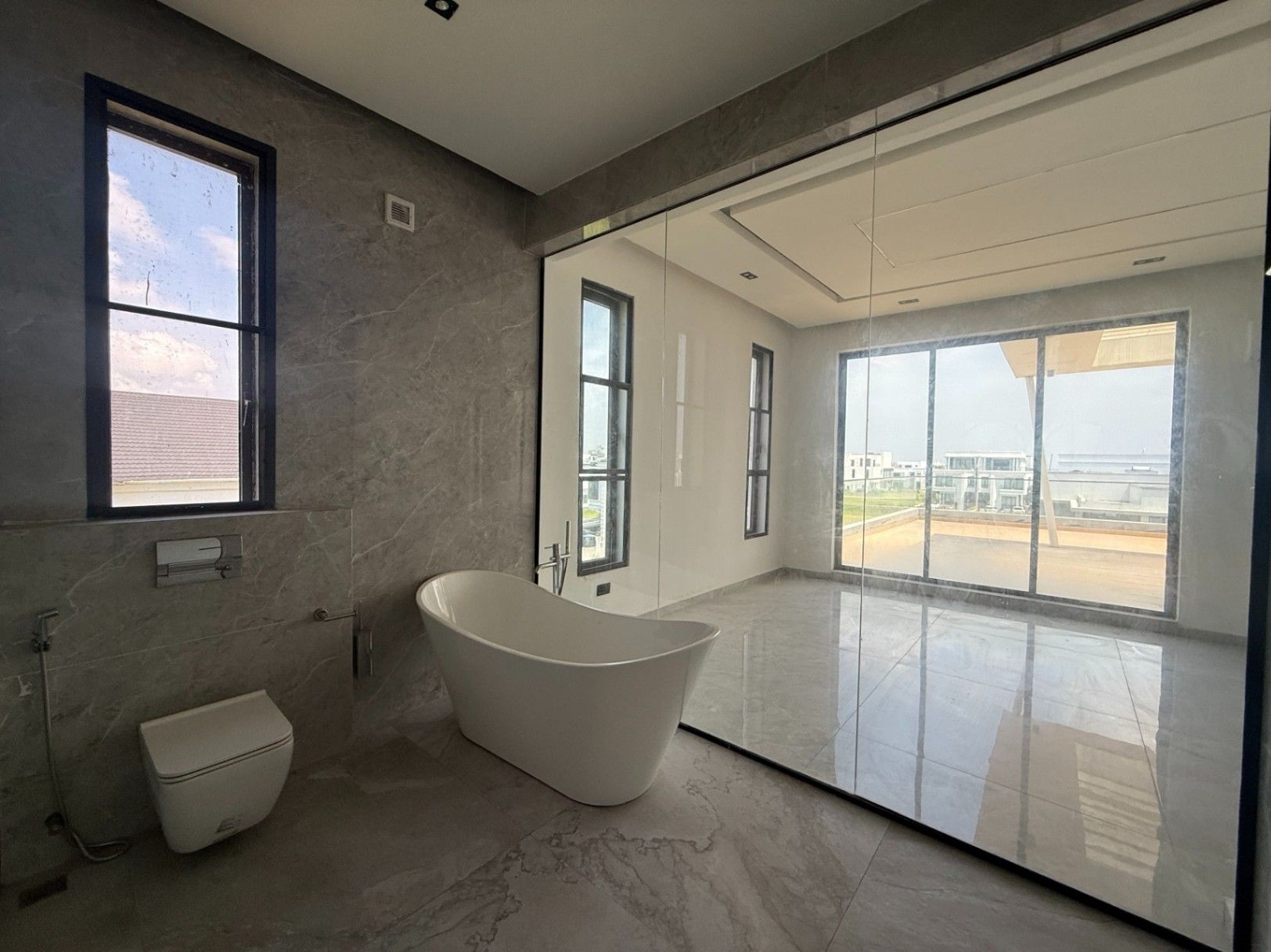 Five bedroom semi-detached duplex – photo 10