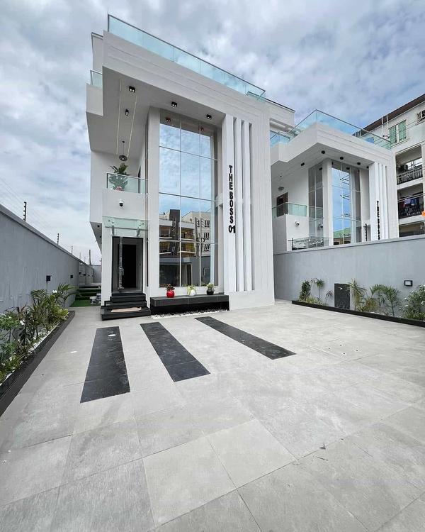 Five bedroom detached house with cinema and pool (374lekkip1) in Lekki Phase 1