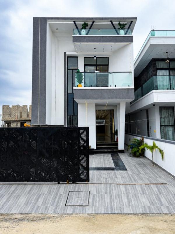 Five bedroom fully detached duplex with bq in Ajah