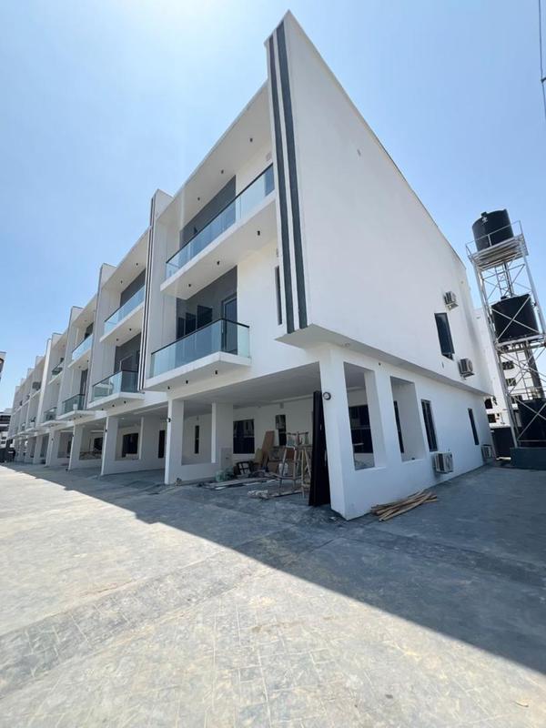 Four bedroom terrace duplex (48ikatelekki) in Ikate