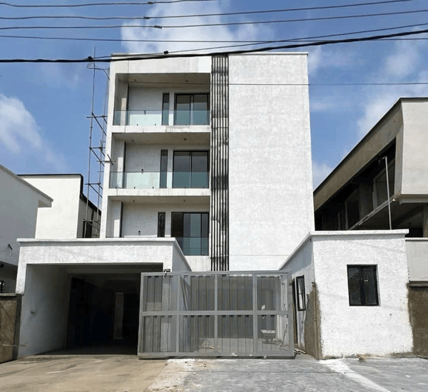 Four bedroom terrace duplex (415chevron) in Chevron