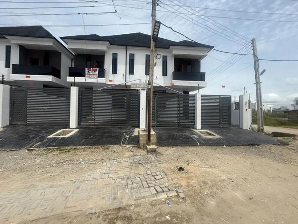 Newly built four bedroom semi detached duplex in Orchid Road