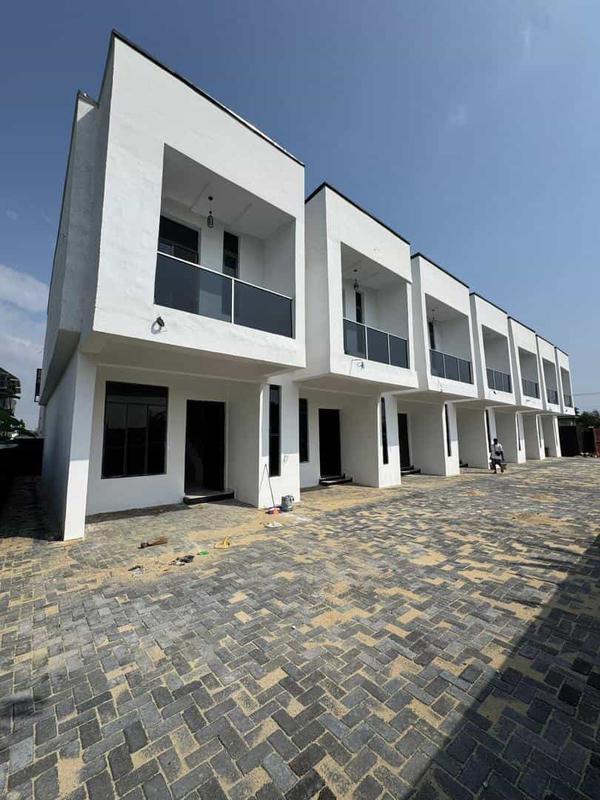 Lovely three bedroom terrace duplex (468ajah) in Abraham Adesanya