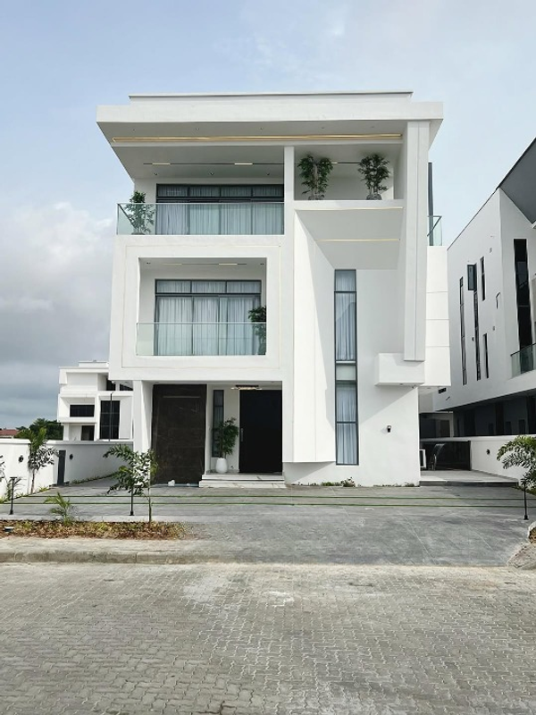 Luxury five bedroom detached duplex (727ikate) in Ikate