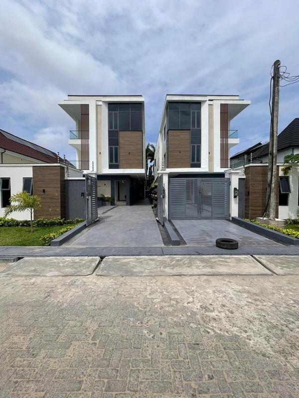 Exquisite five bedroom detached duplex (171lekkip1) in Lekki Phase 1