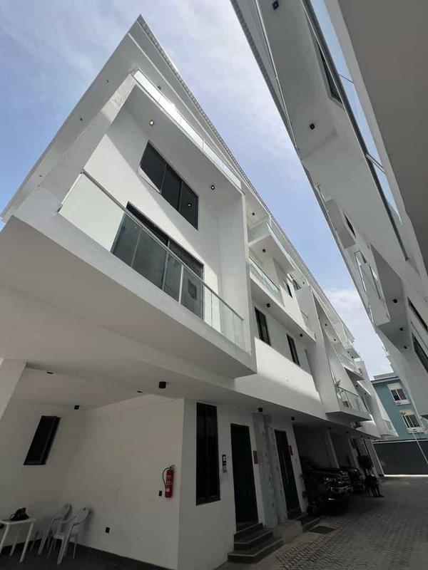 Four bedroom terrace duplex (462ikoyi) in Ikoyi
