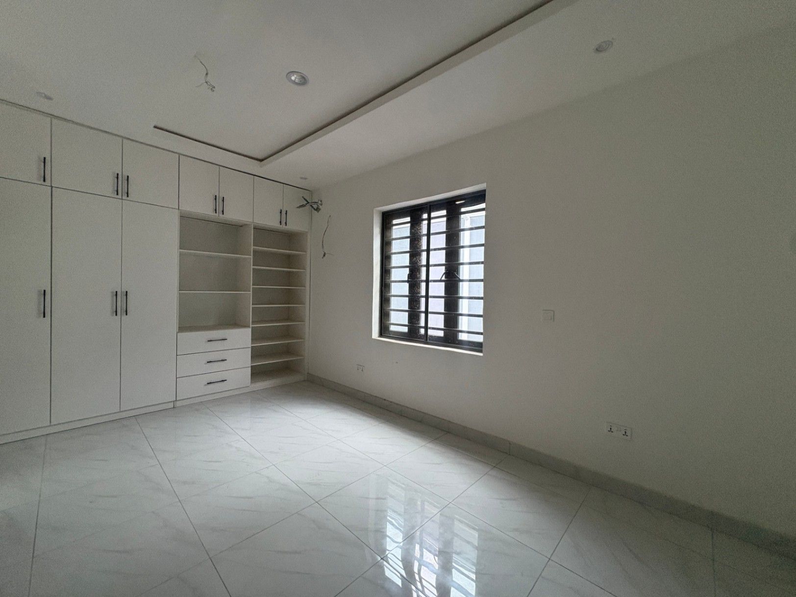 Four bedroom terraced duplex – photo 3