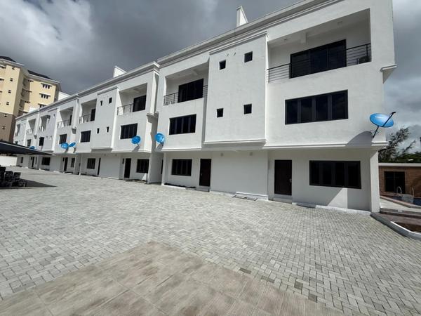 Modern five bedroom terrace duplex in Ikoyi