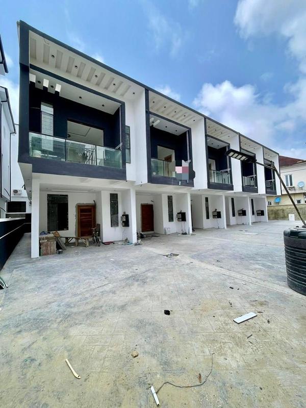 Three bedroom terrace duplex (88chevron) in Chevron
