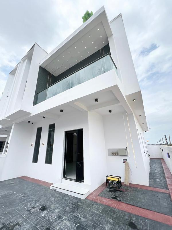 Four bedroom semi detached duplex (95ajah) in Ajah