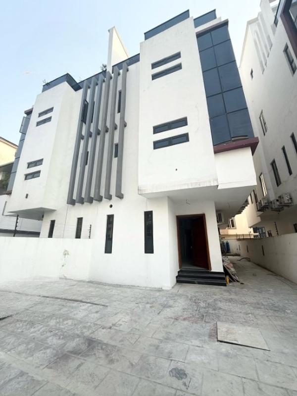 Four bedroom semi detached duplex in Ikoyi