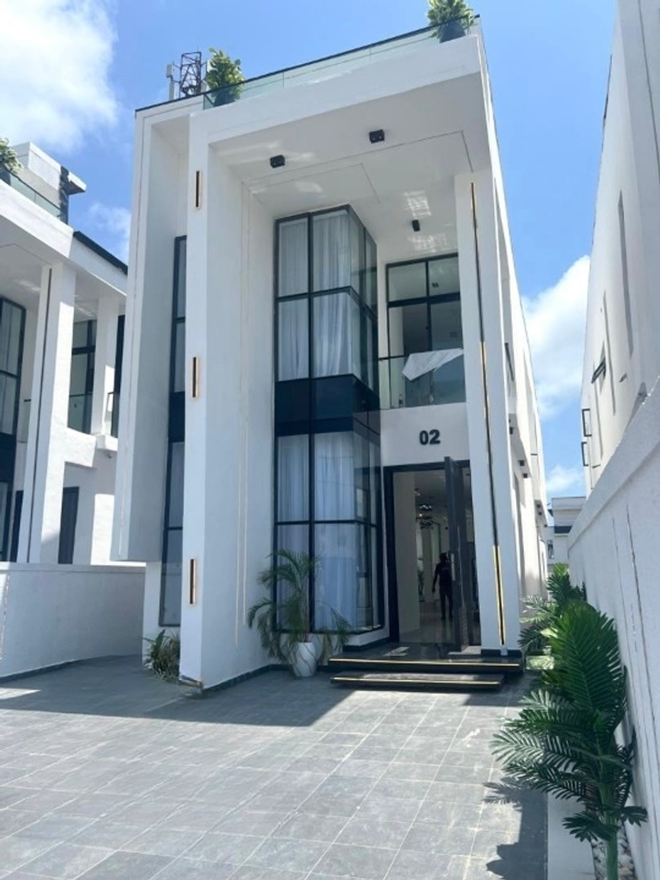 Five bedroom fully detached duplex with bq (828ikota) in Ikota