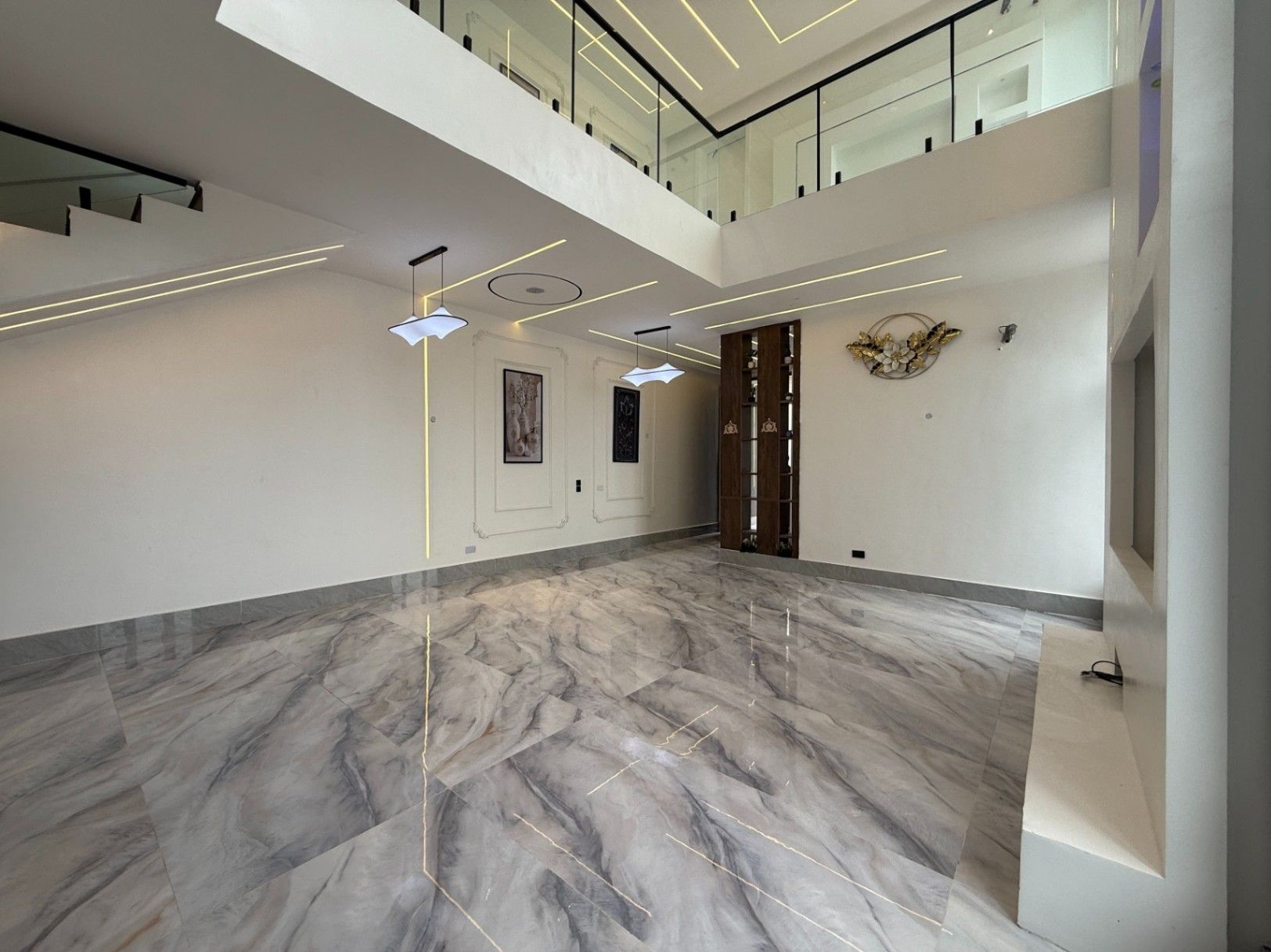 Five bedroom semi-detached duplex – photo 2