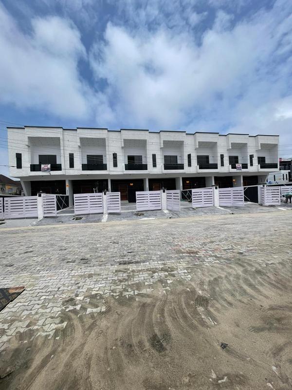 Four bedroom terrace duplex (35ikota) in Ikota