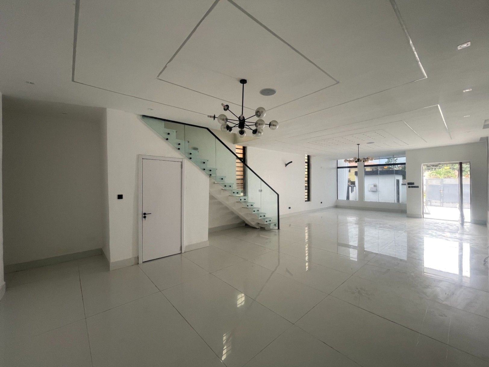 Five bedroom detached duplex – photo 3