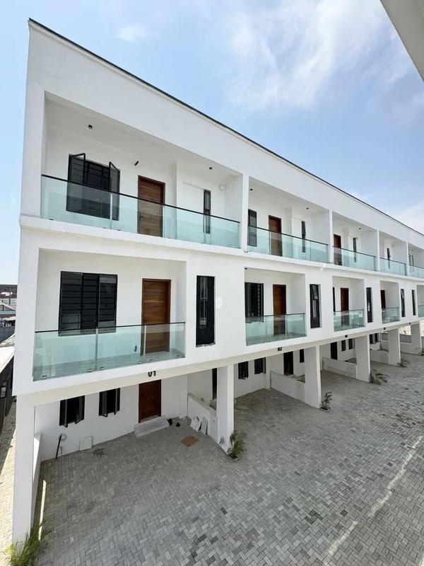 Fully serviced four bedroom terrace duplex (714orchid) in Orchid Road