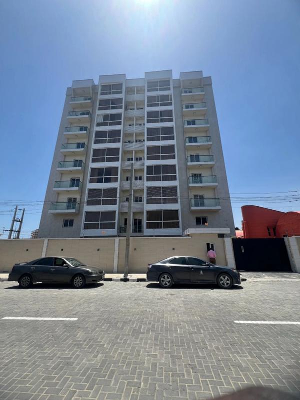 Two bedroom apartment in a highly desireable area in Victoria Island