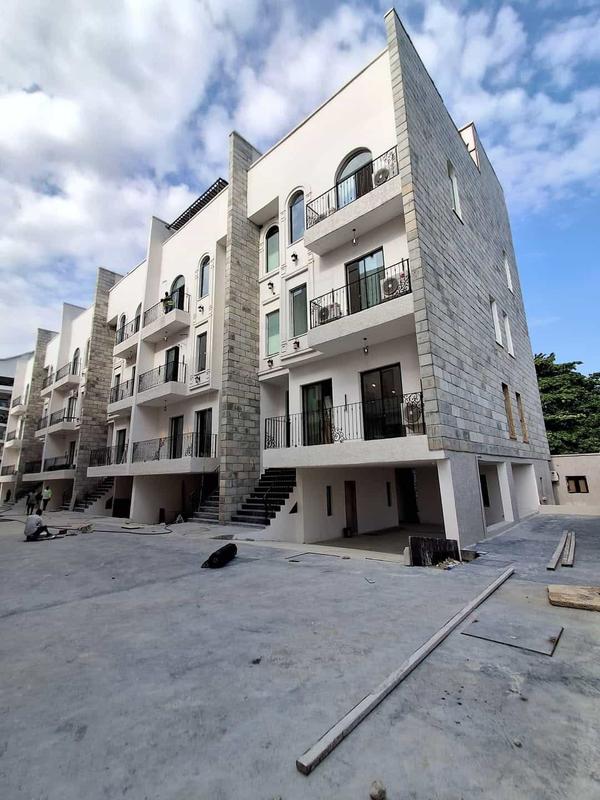 Ultra modern five bedroom townhouse (229ikoyi) in Ikoyi