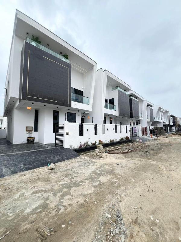 Four bedroom semi detached duplex (96ajah) in Ajah