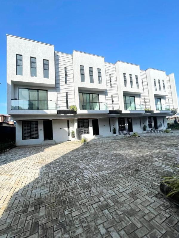 Four bedroom terrace duplex (68ikate) in Ikate