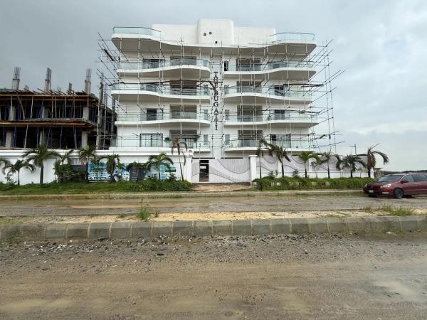 Newly built two bedroom apartment in a highly desireable area in Lekki Phase 1