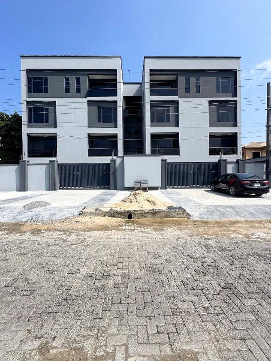 Two bedroom maisonette in Lekki Phase 1