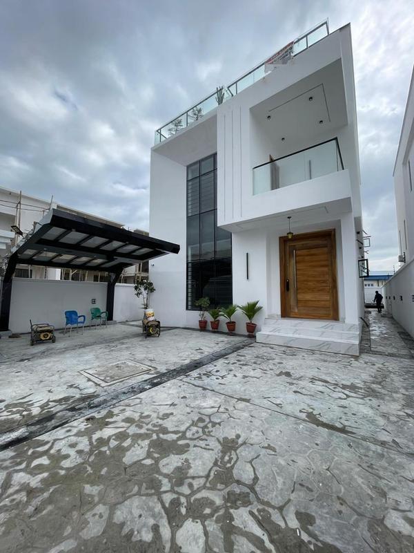 Five bedroom detached duplex (163chevron) in Chevron