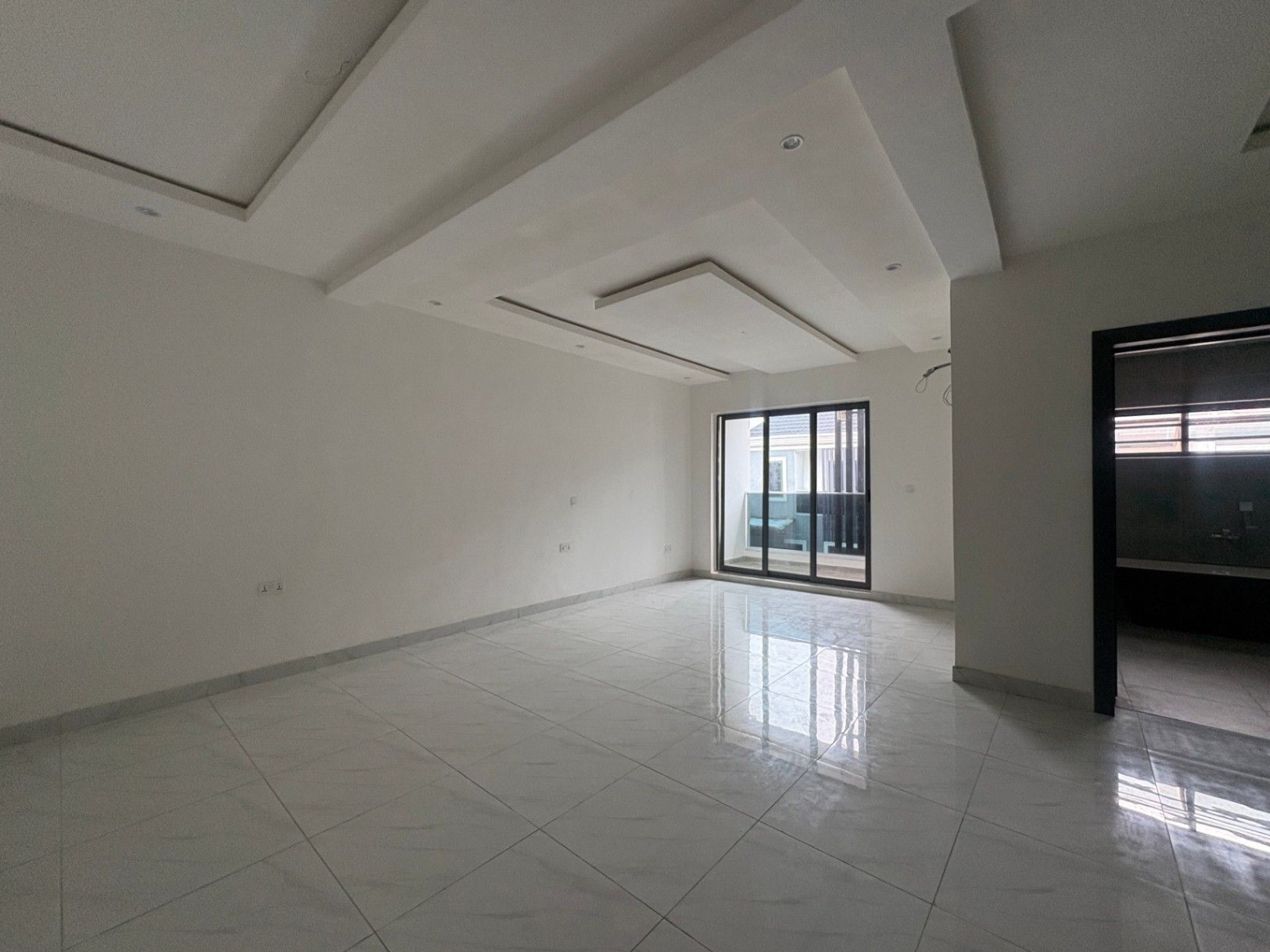 Four bedroom terraced duplex – photo 2