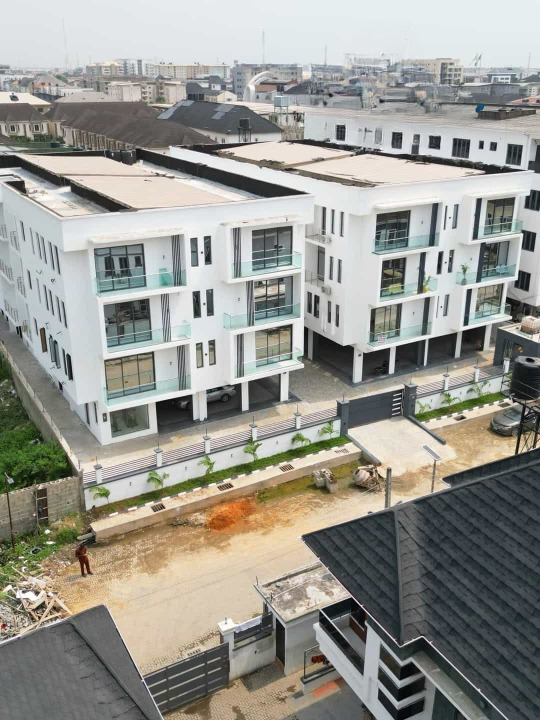 One bedroom serviced apartment (476ikate) in Ikate