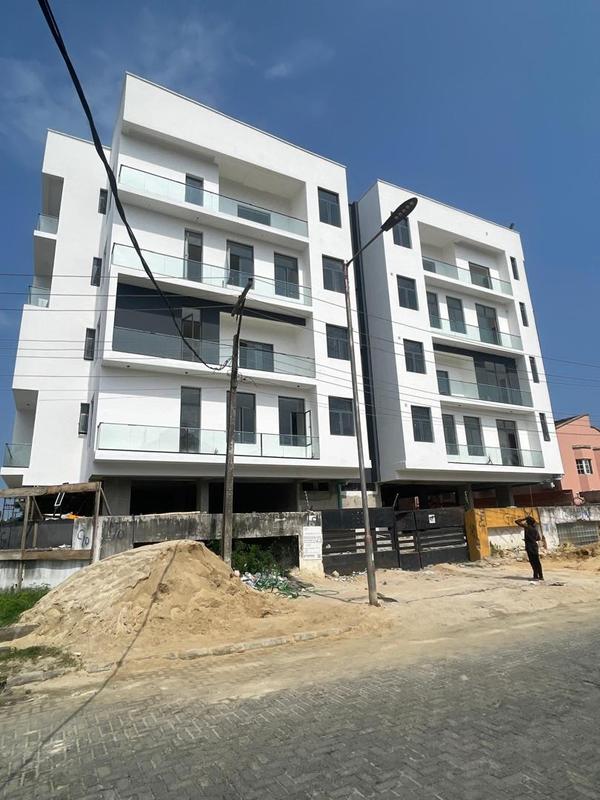 Two bedroom apartment (99lekkip1) in Lekki Phase 1