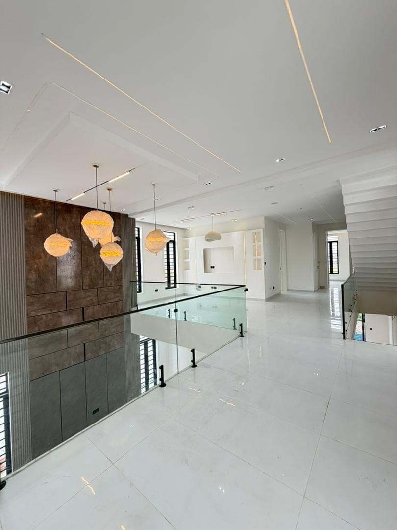 Five bedroom detached duplex – photo 8