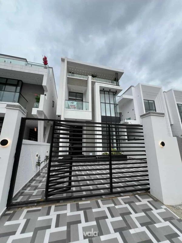 Five bedroom detached duplex (09Ajah) in Ado Road