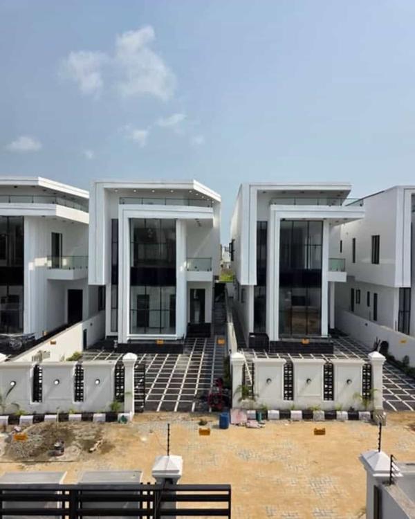 Five bedroom detached duplex with BQ (410ajah) in Ajah