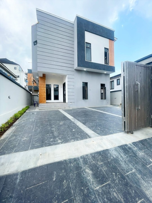 Four bedroom detached duplex (717lekki) in Chevron