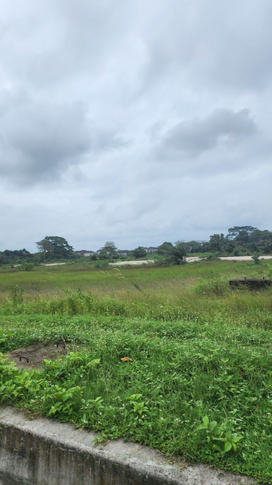Serviced plots in a secure estate  – photo 4