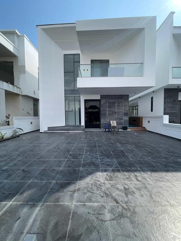 Five bedroom detached duplex in a good estate (378ikota) in Ikota