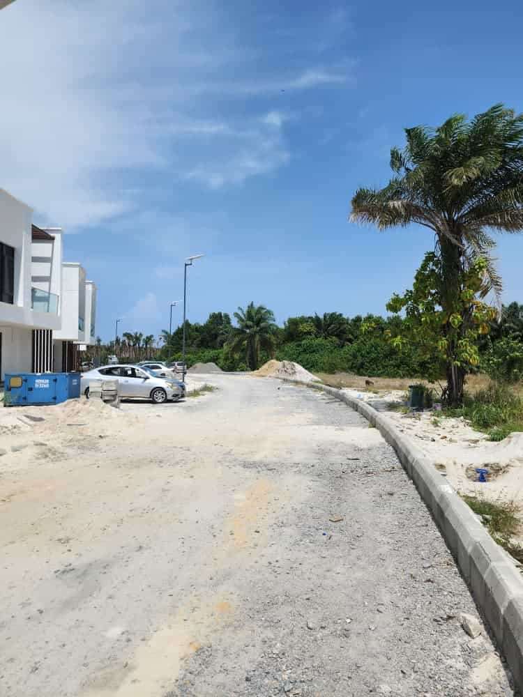 442 sqm residential land in a serene estate